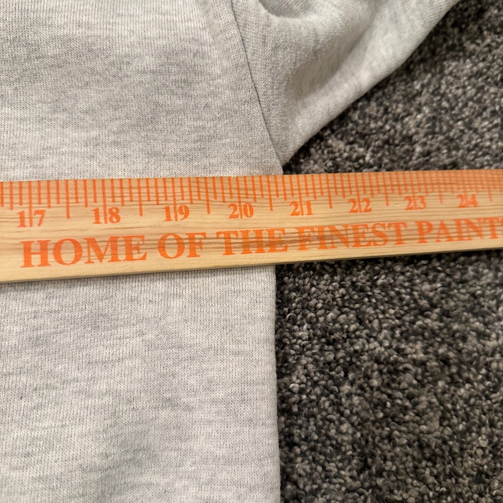 Vintage Disney Tigger Sweatshirt Mens Medium Gray Pooh 100 Acre Woods 90s USA - Picture 10 of 15